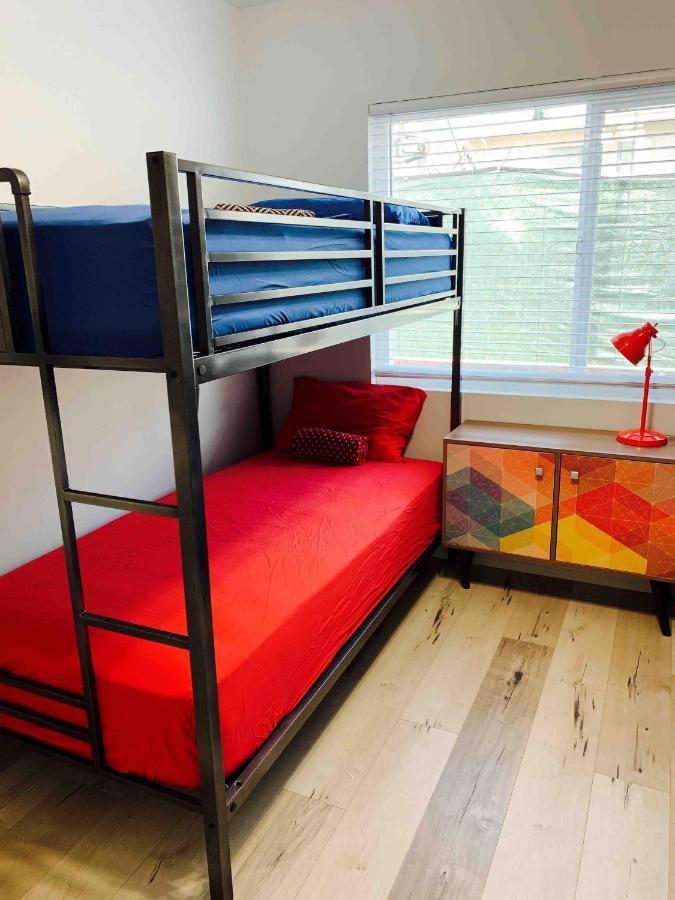 Great West La Ucla Santa Monica Hostel Los Angeles Bagian luar foto