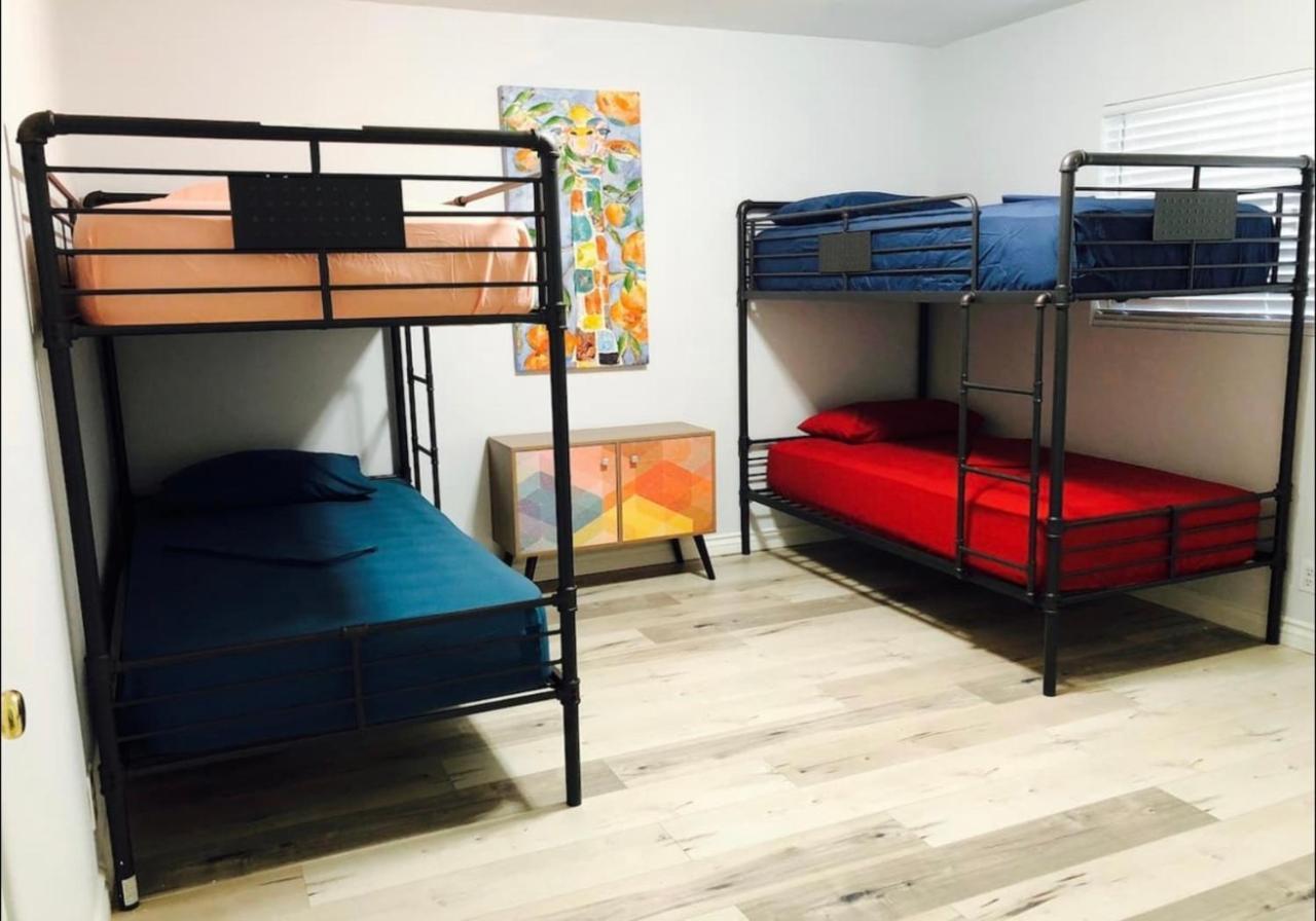Great West La Ucla Santa Monica Hostel Los Angeles Bagian luar foto